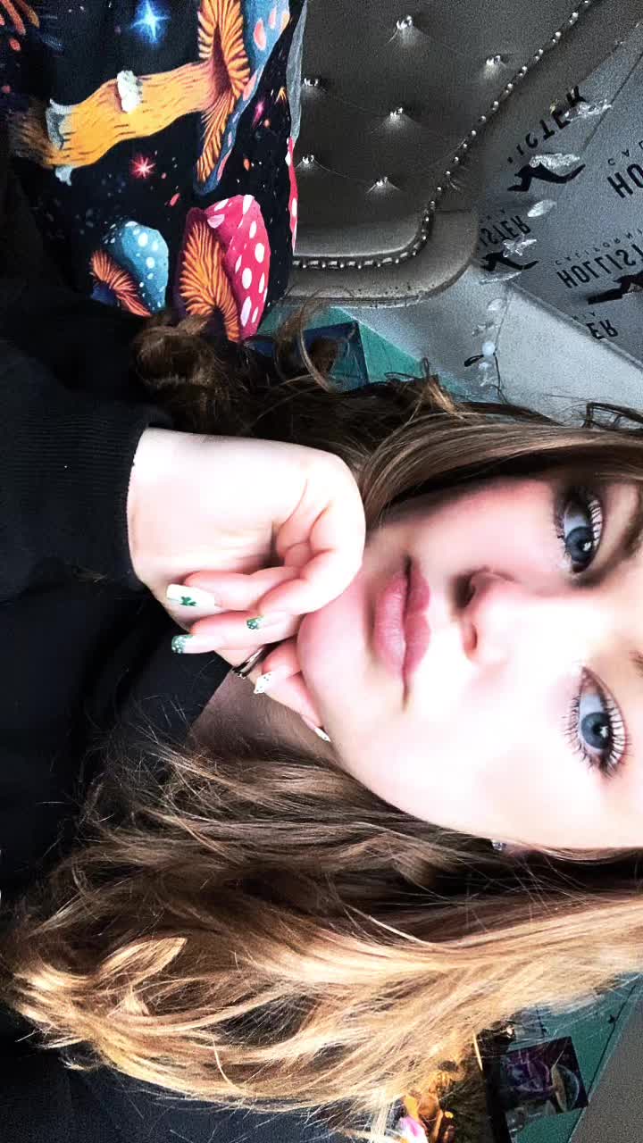 @queengabby_18