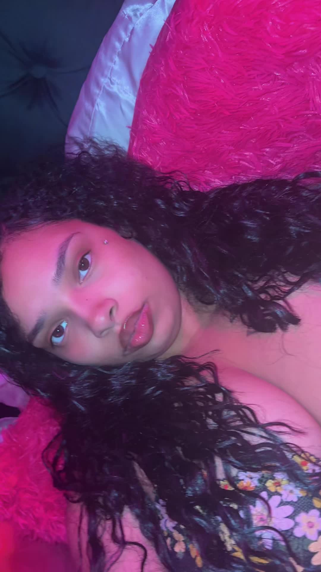 @yonii_lashay