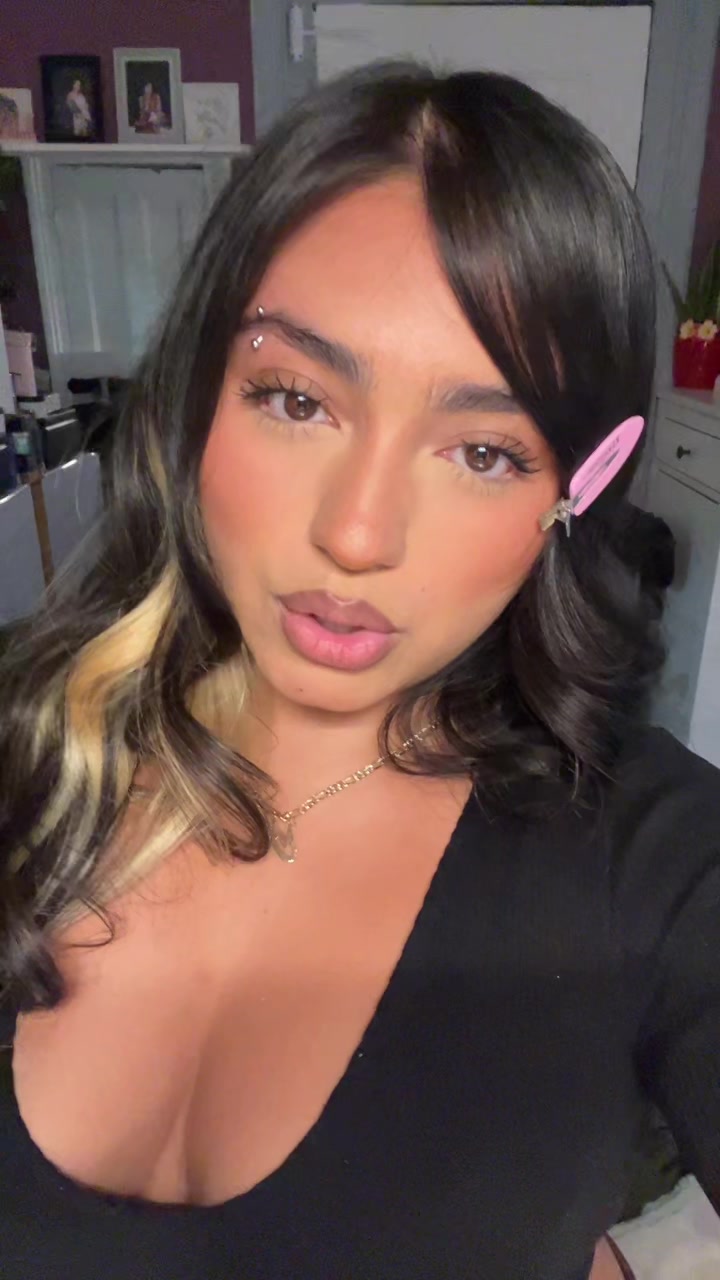 @️
