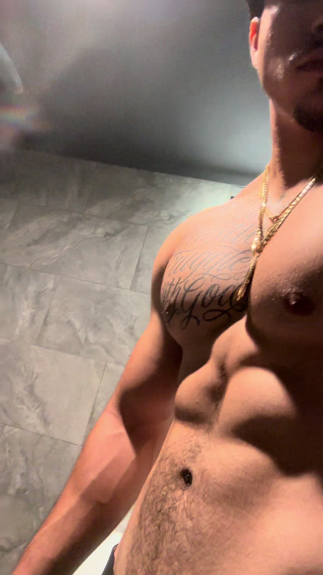 @Iz.dm_
