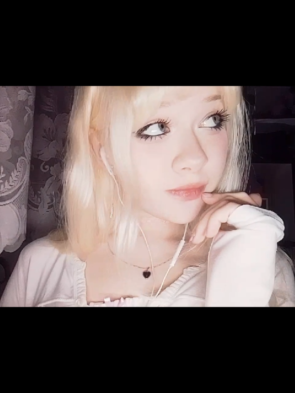 @рена чоч🎐