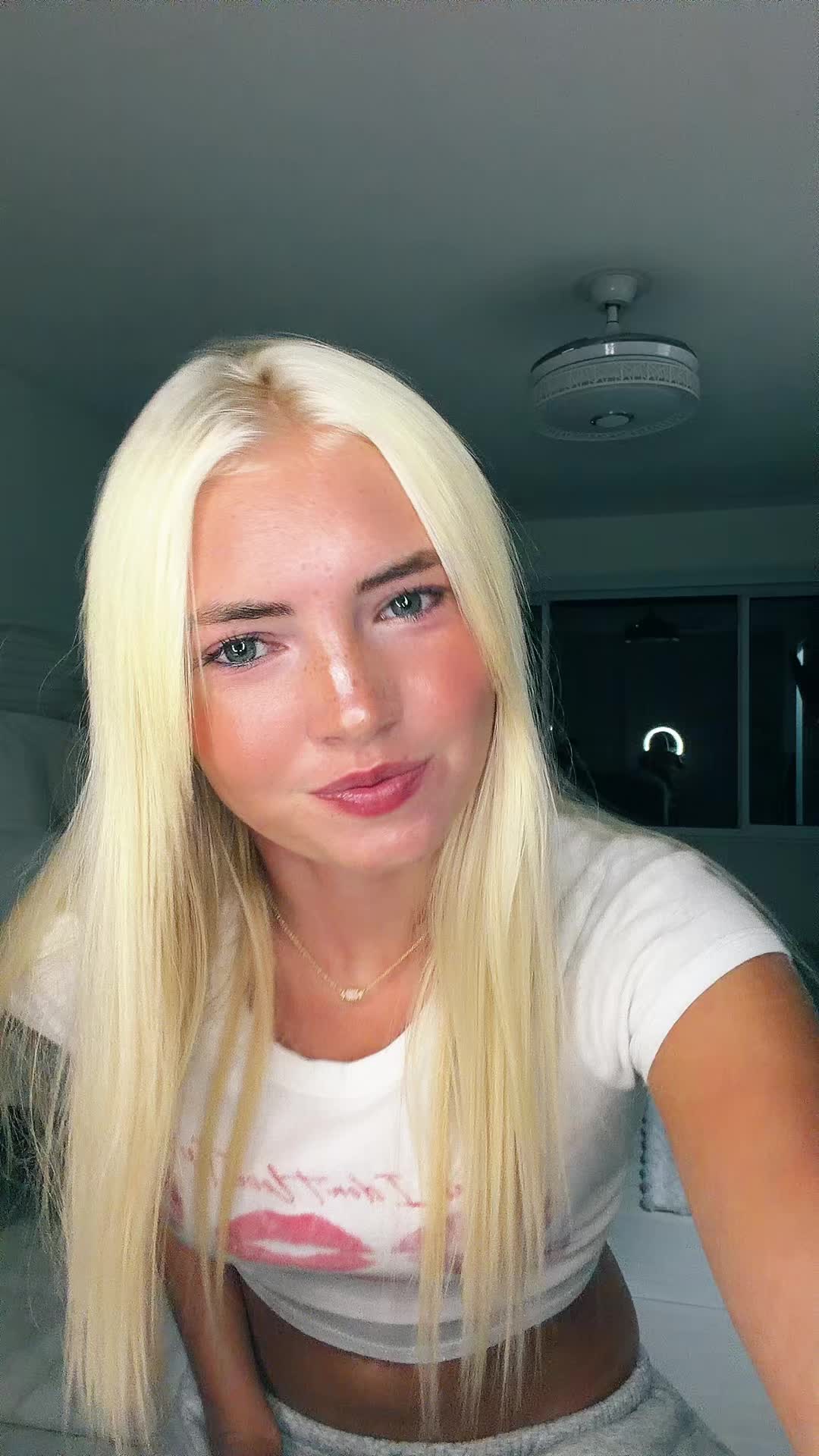 @𝒮𝑜𝓅𝒽🪽💋