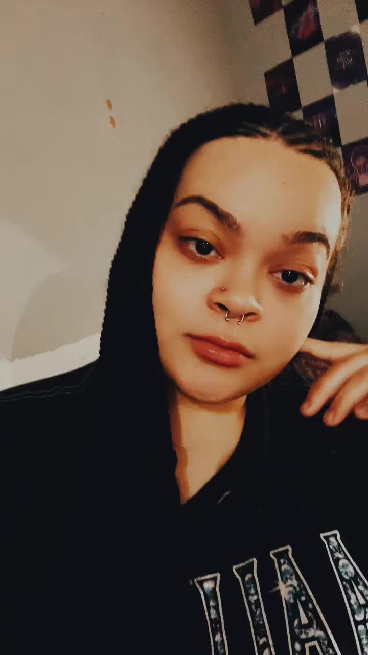 @Siya🤏🏽☺️