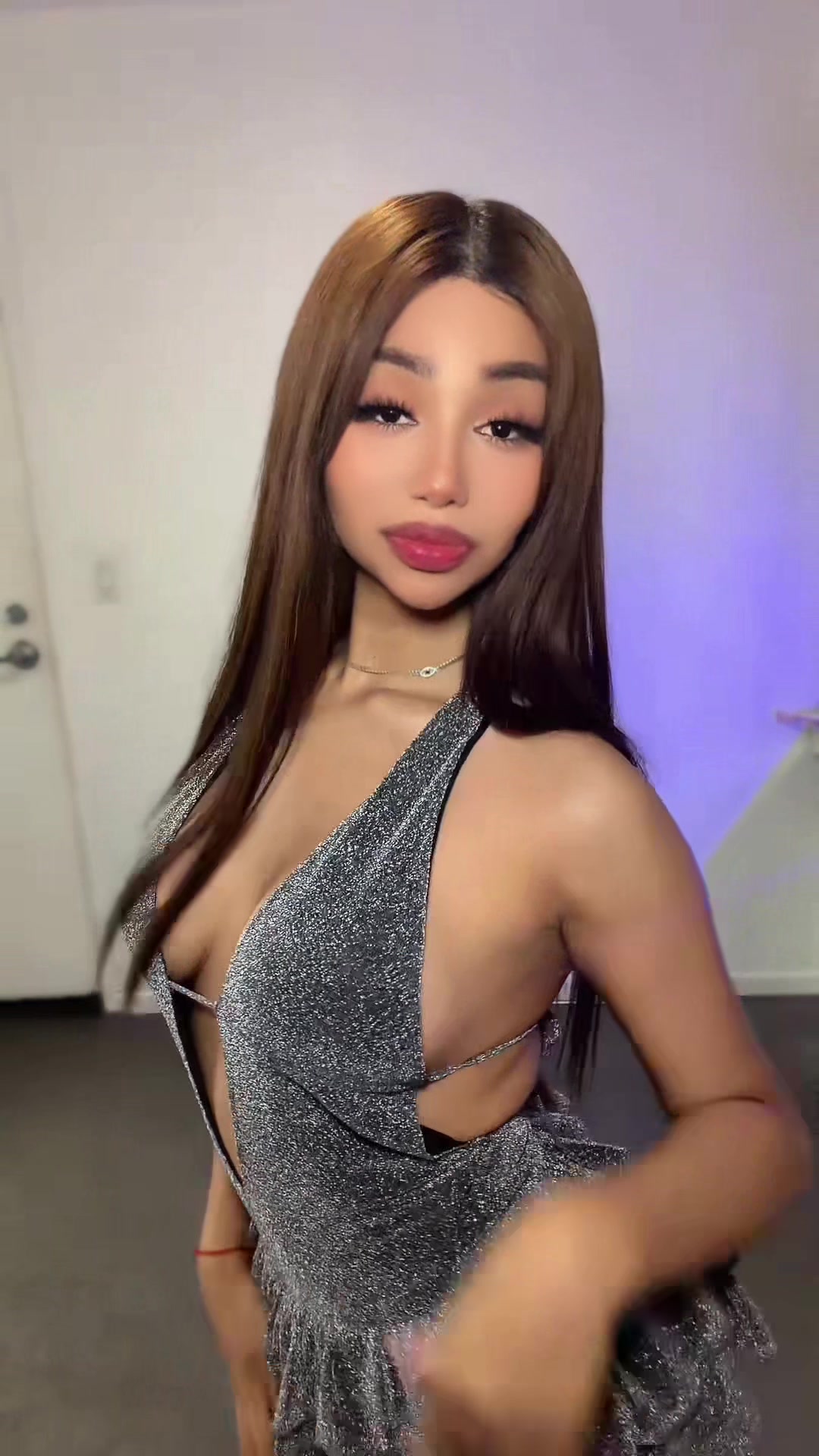 @Valeria Razavi 🍑💋