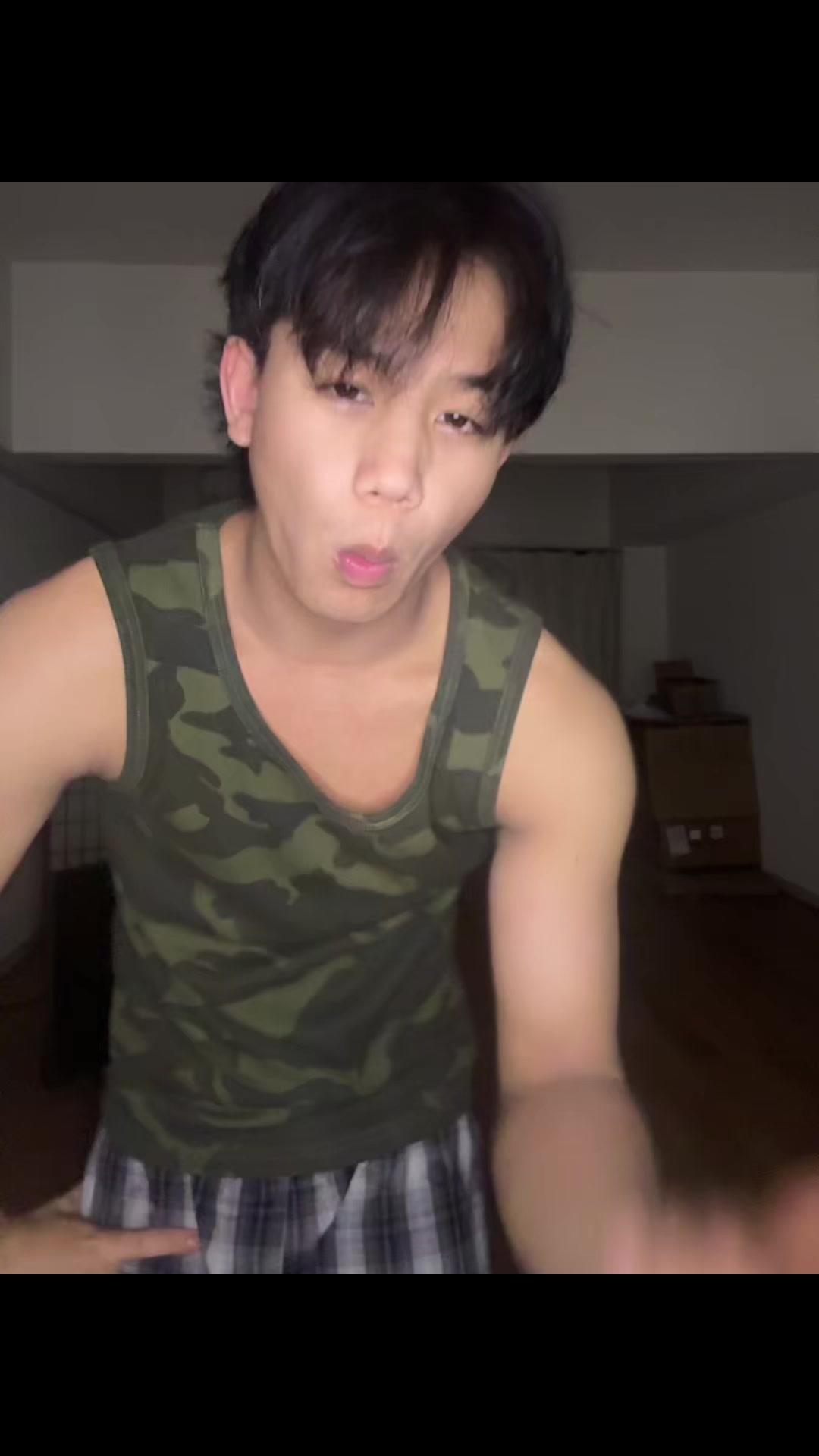 @๐๐๐๐๐๐ ๐