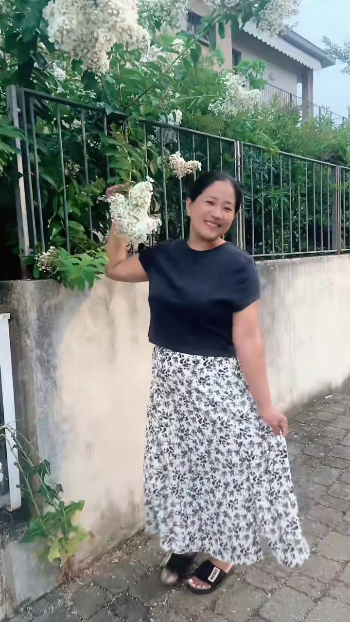 @sunita gurung