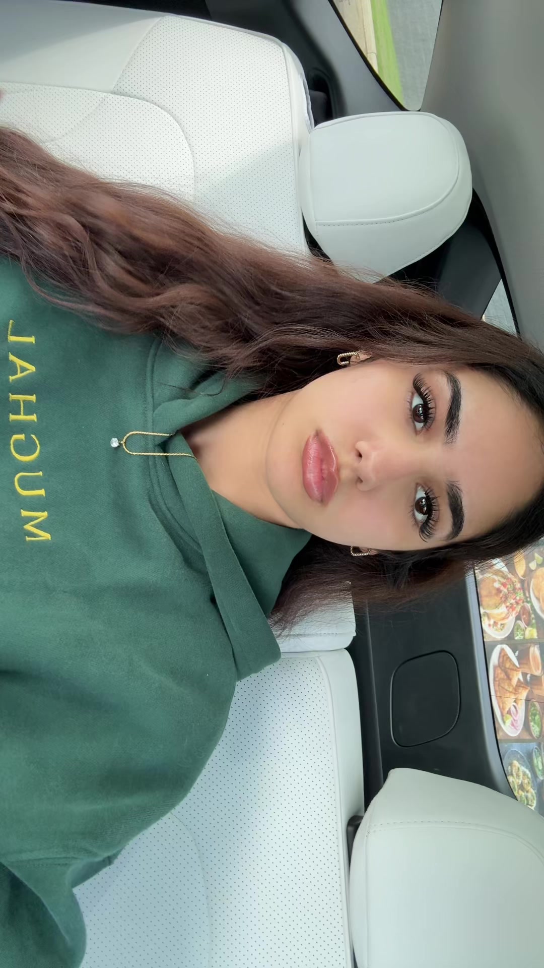 @Ishdagrape