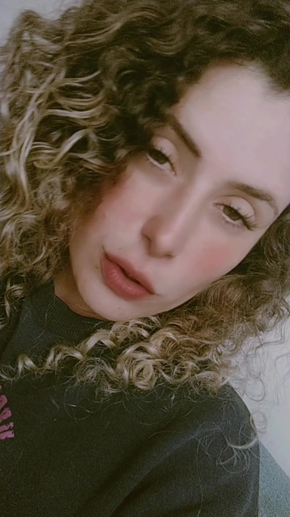 @Mariana 🌹