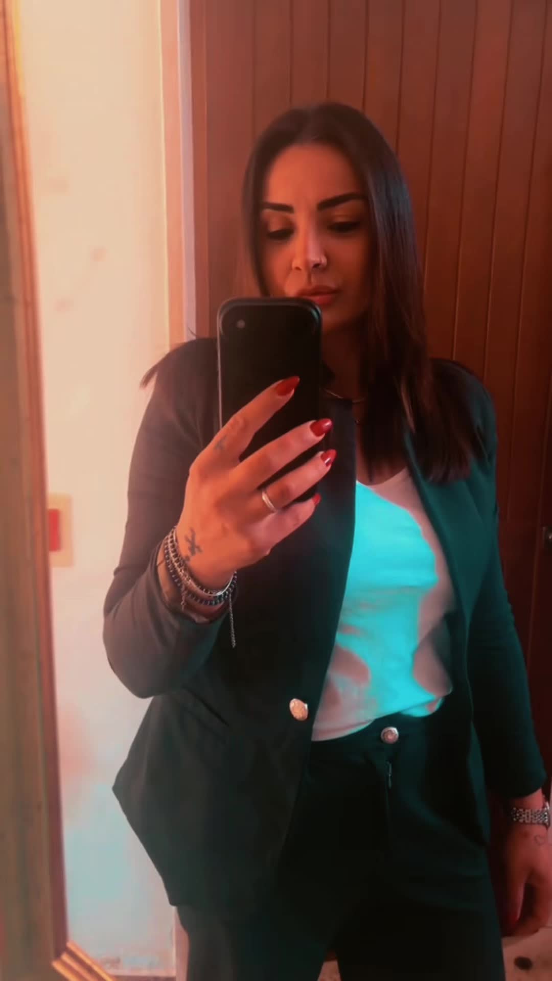 @Monik.