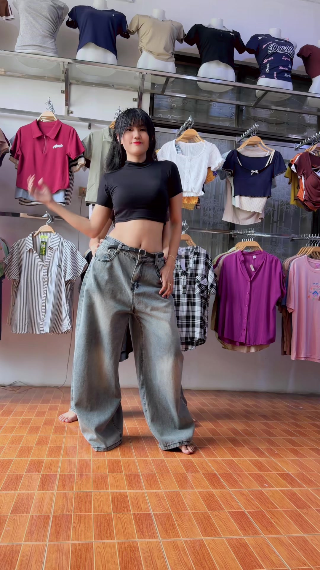 @Taw Win Nan clothing-girl