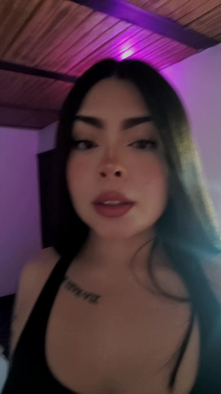 @Angie Tatiana
