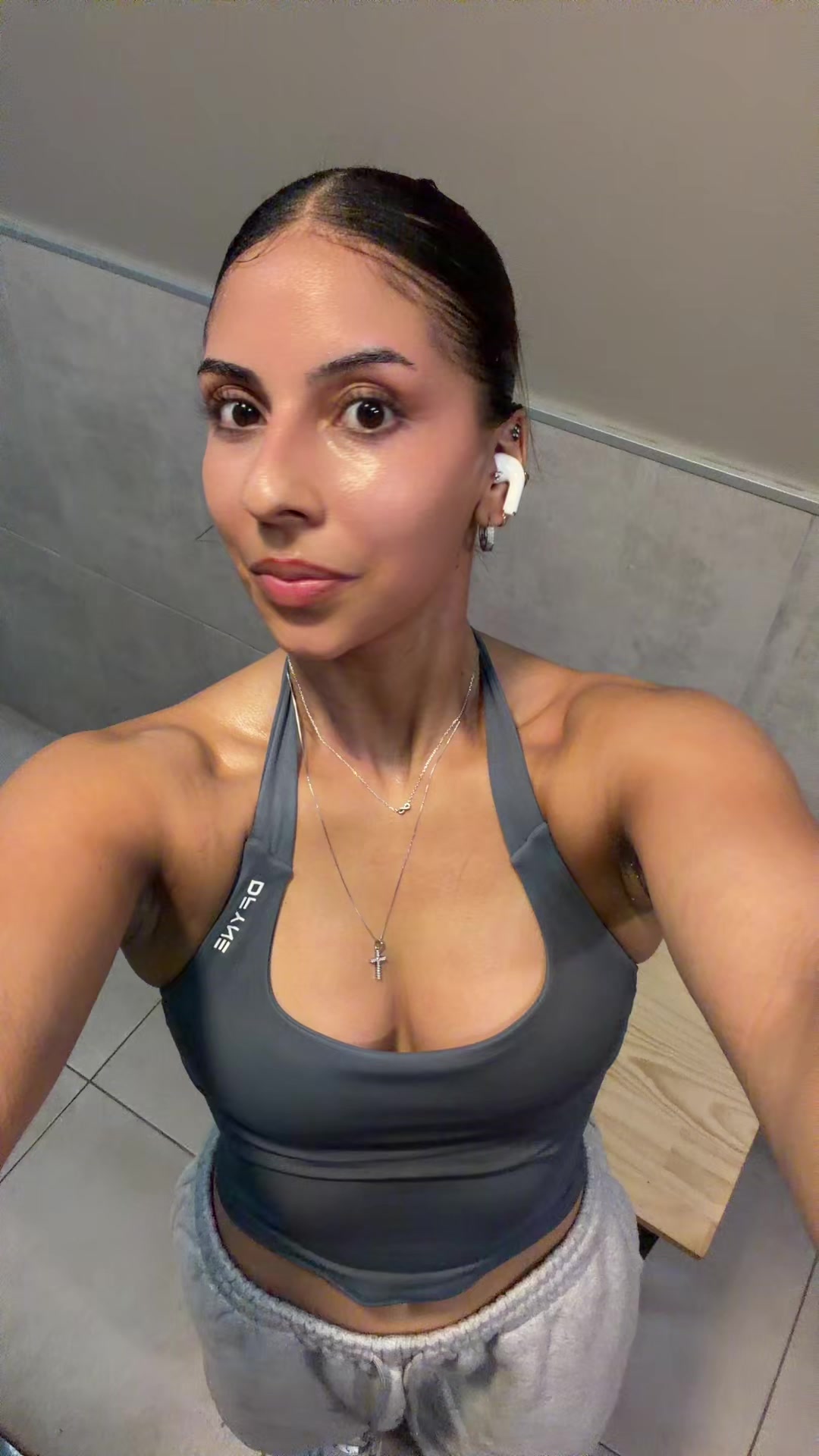 @alearayaa222