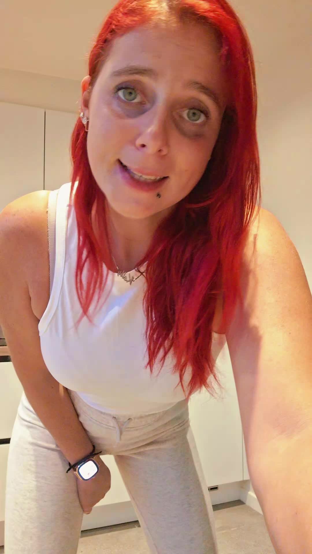 @Ladyk_in_red❤️