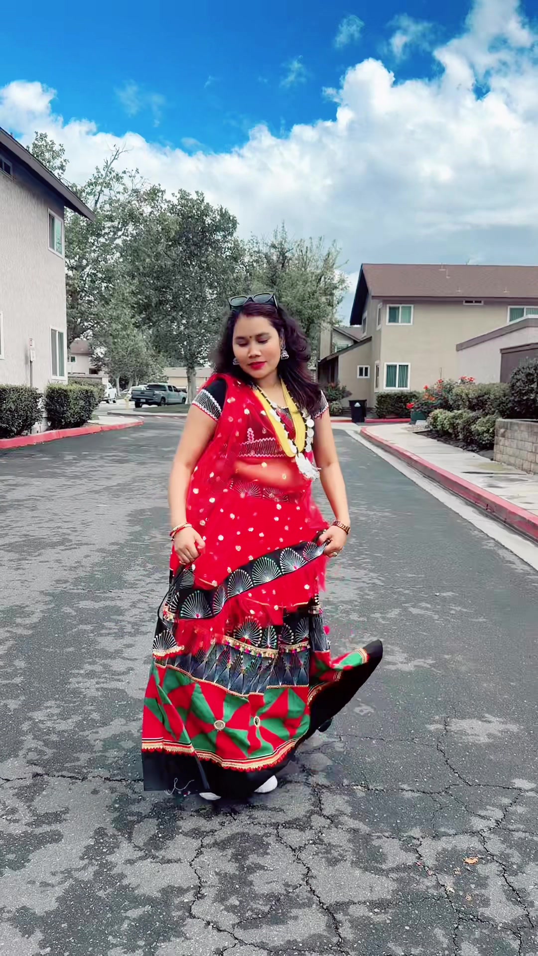 @Resham Chaudhary 🇳🇵🇺🇸 ✌️