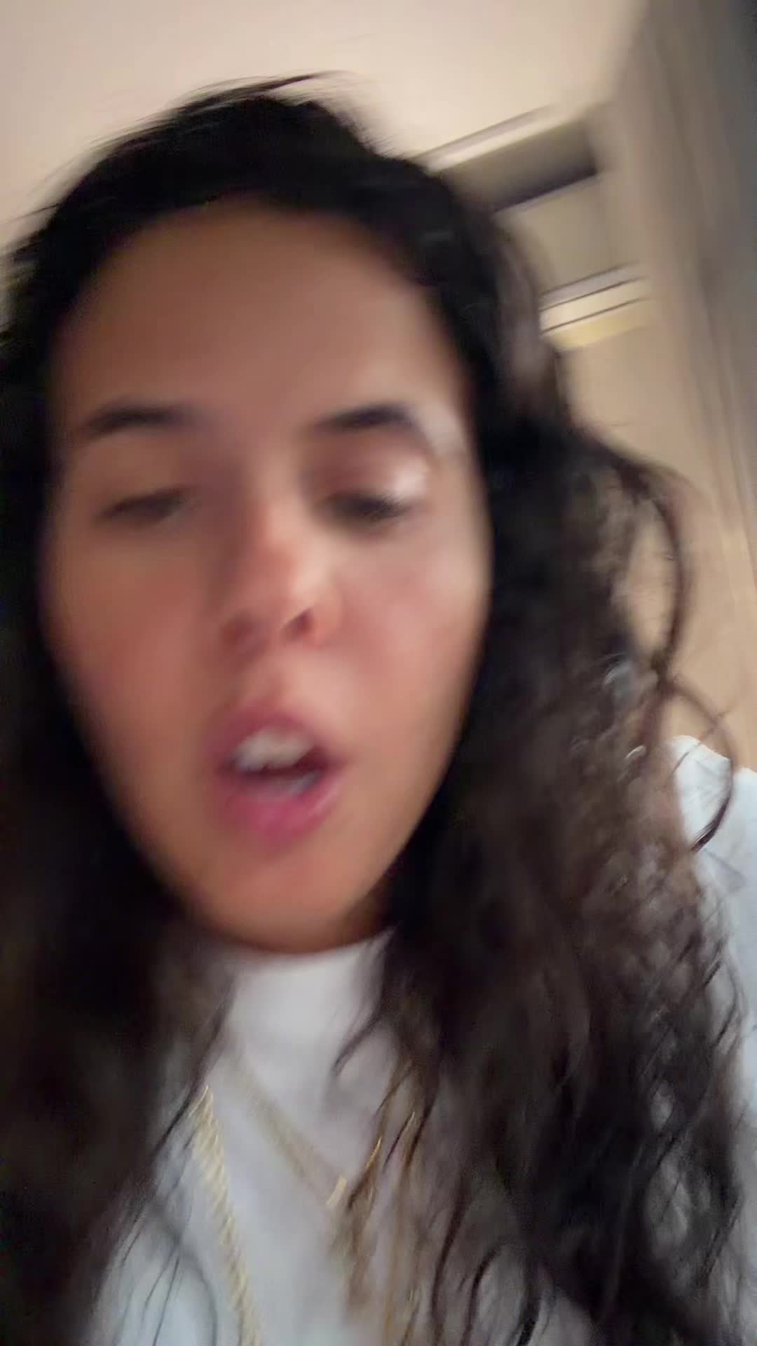 @nenas teixeira