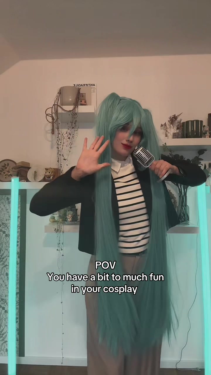 @RosaCosMultiverse