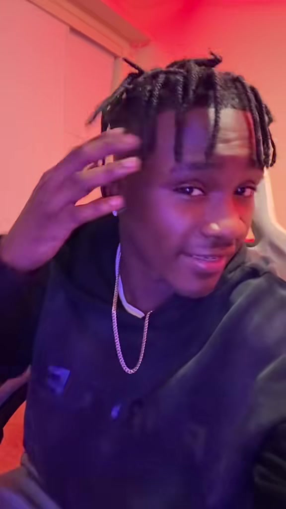 @Rayyy