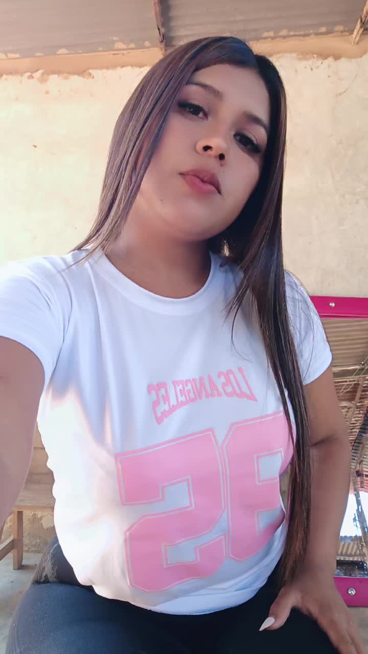 @Yunely ✨