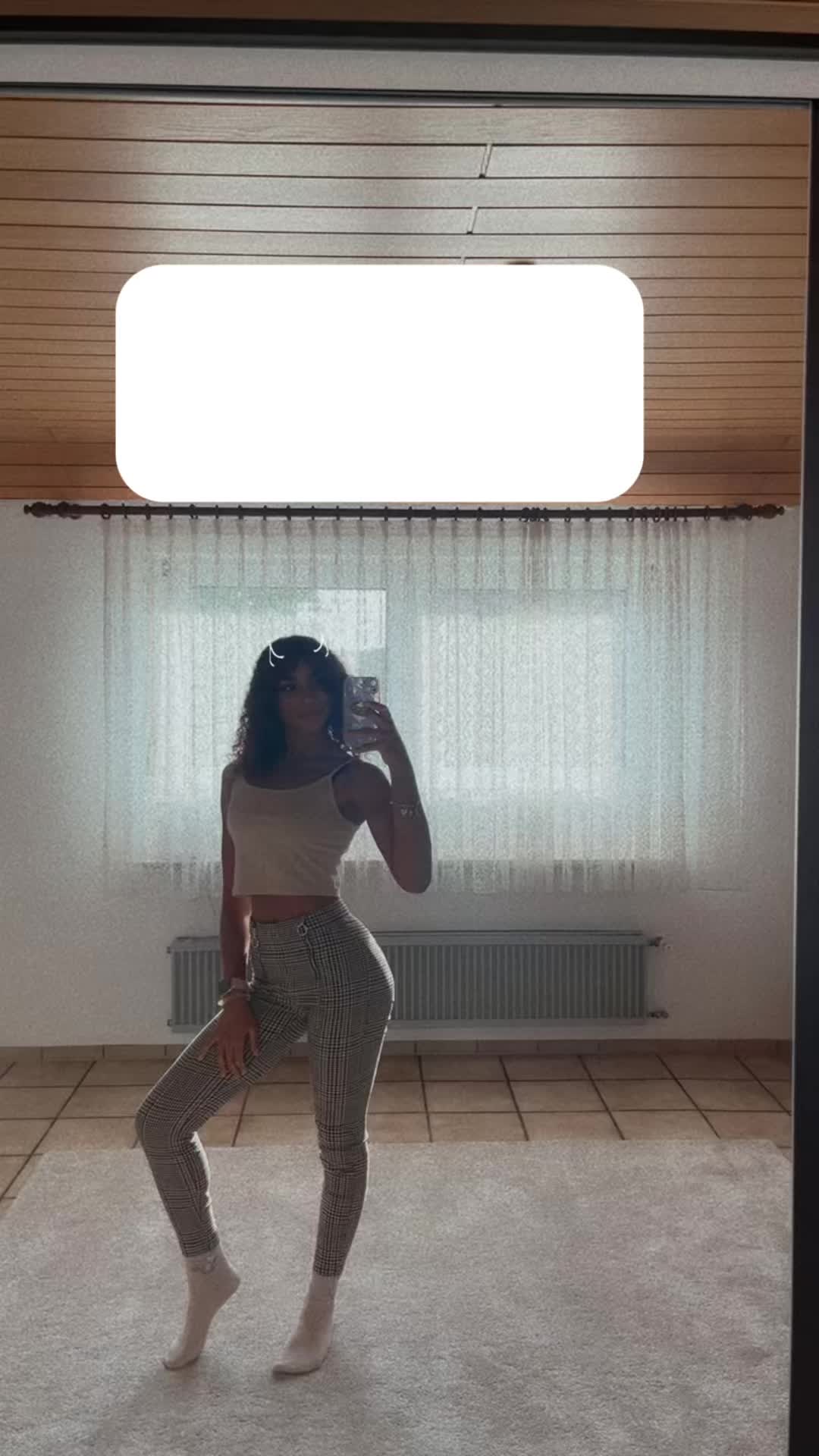@yoonaleey