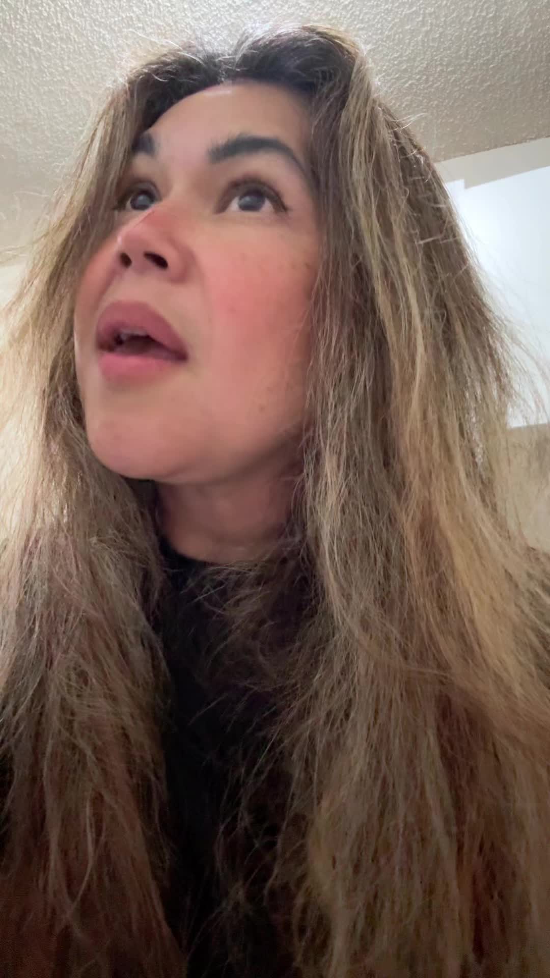 @Blingedbysonia