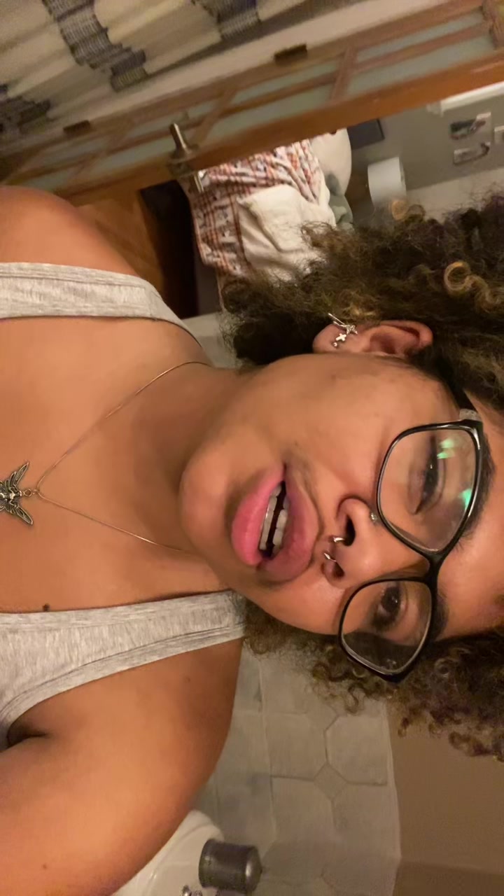 @iluvvmytwink