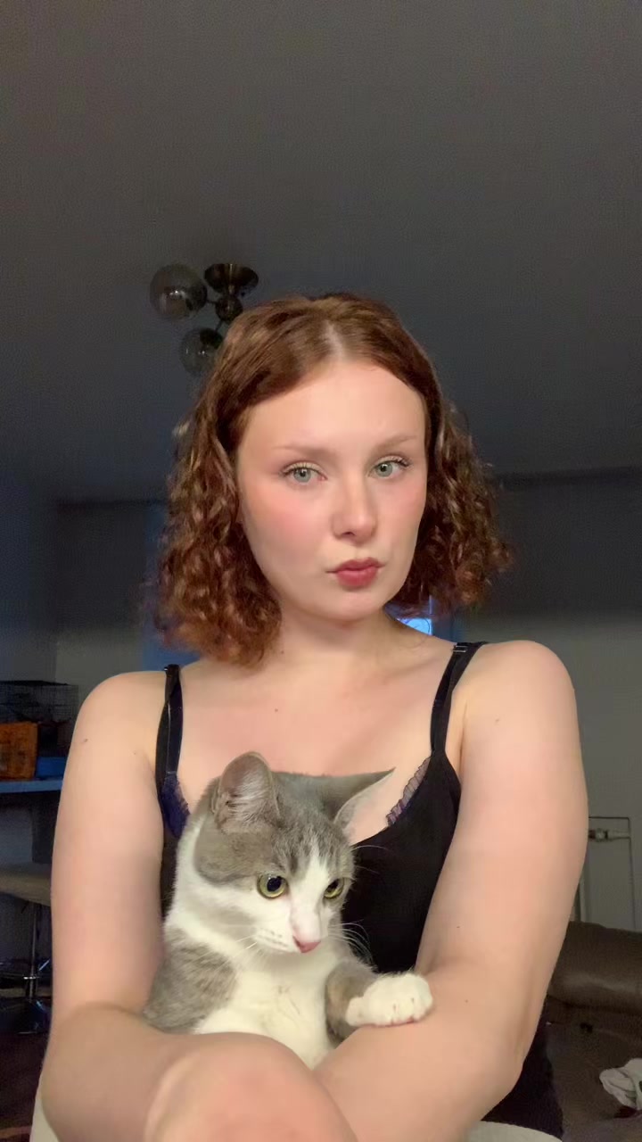@Аня