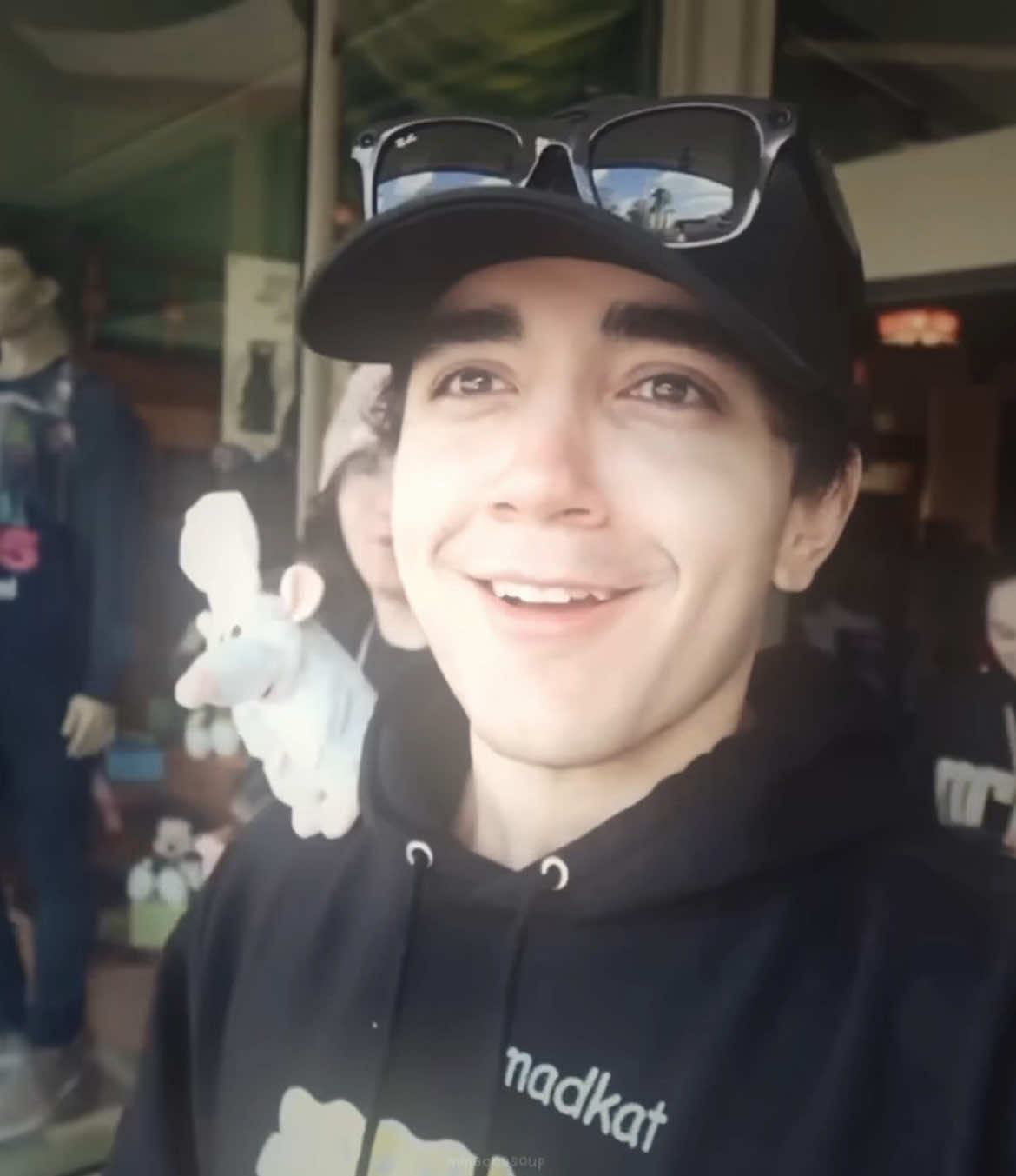 @gigi