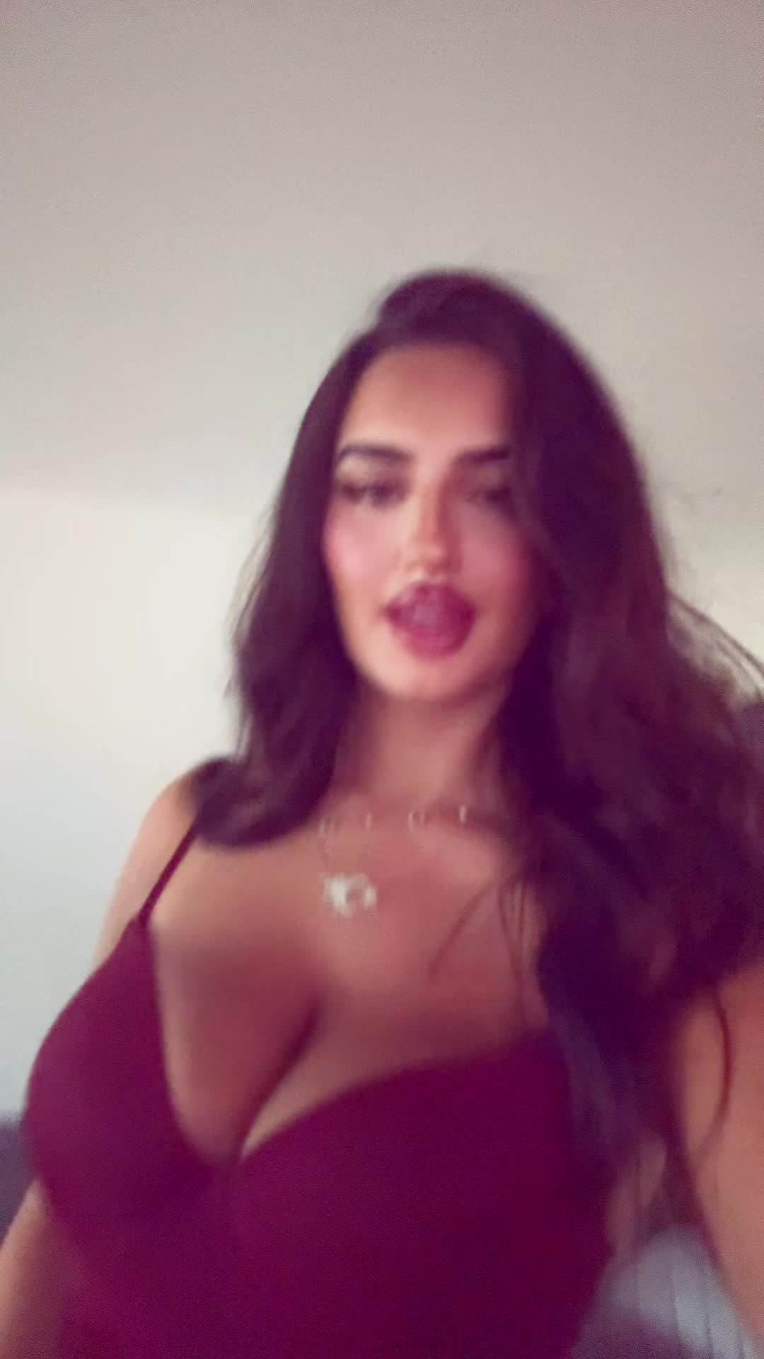 @𝒮