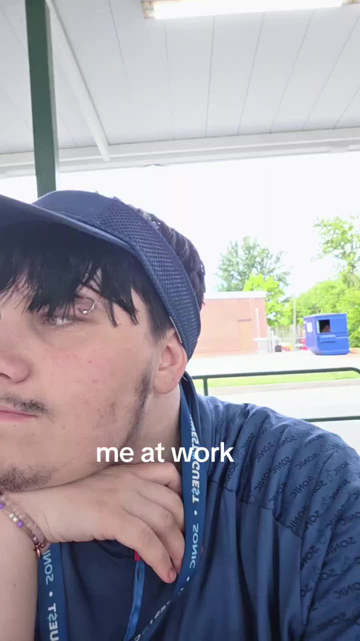 @Bugs✨️
