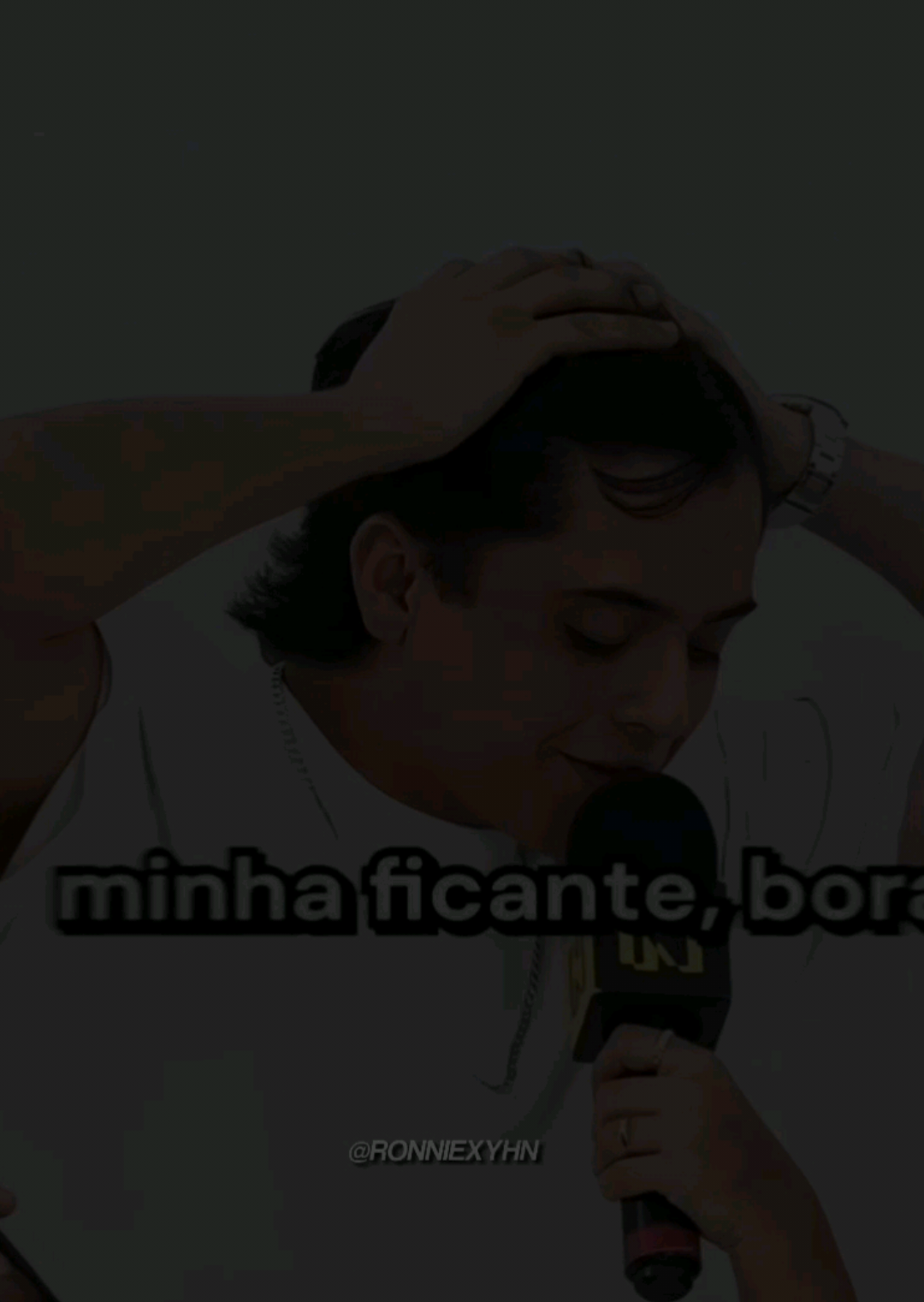 @𝗥𝙤𝙣𝙣𝙞𝙚 💛