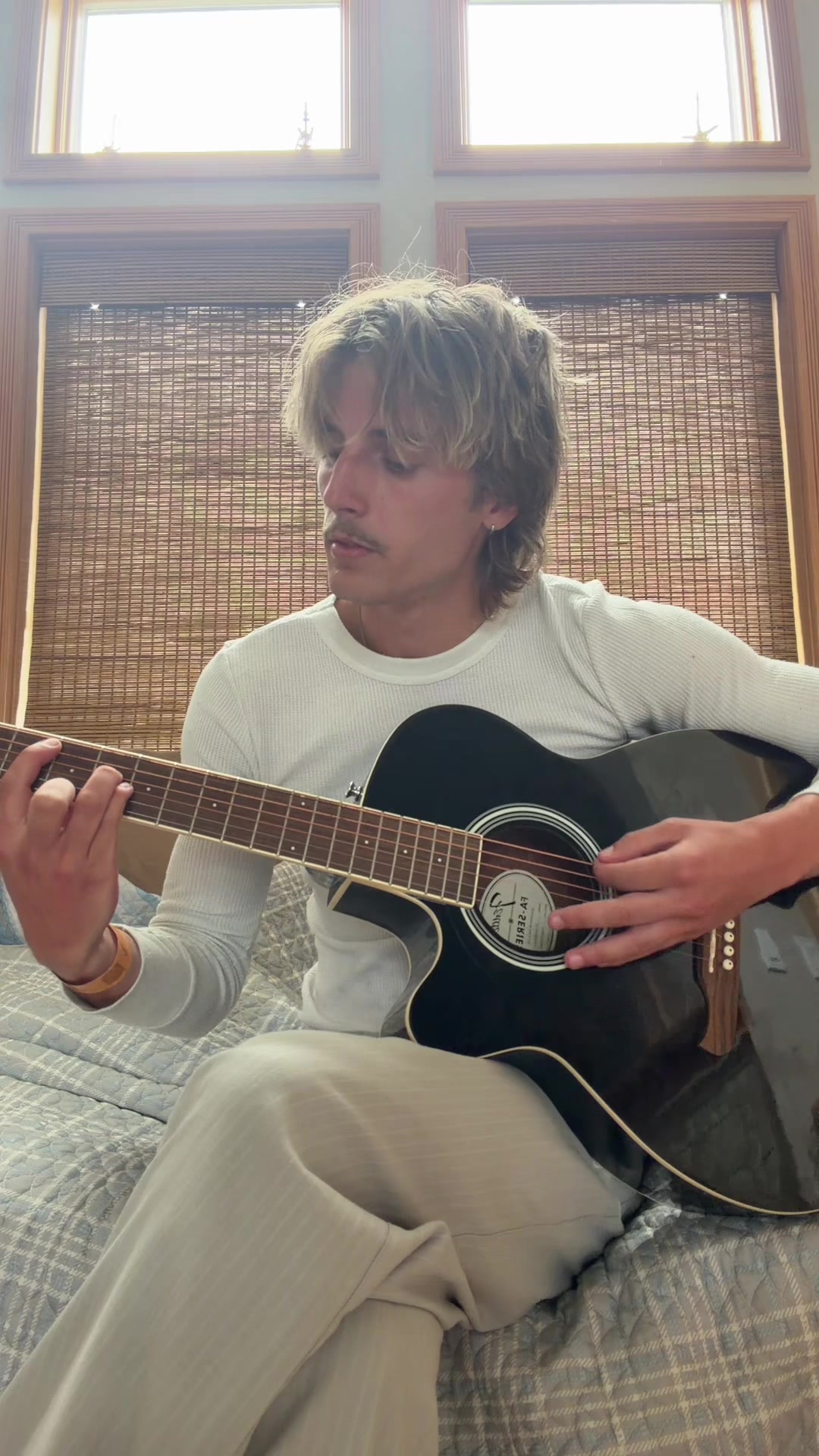 @Aydenand6strings
