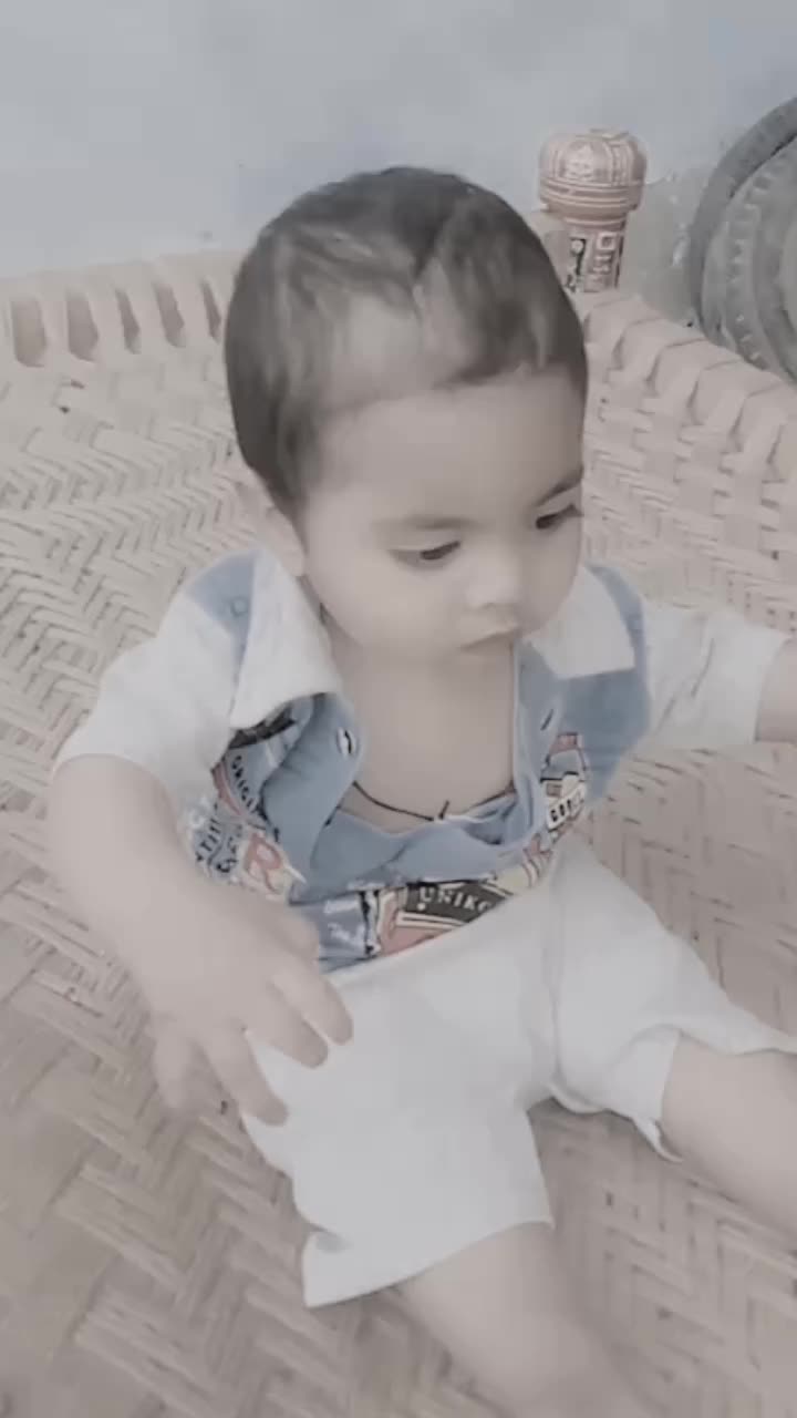 @ماں کا شہزادہ  🥂 🖤
