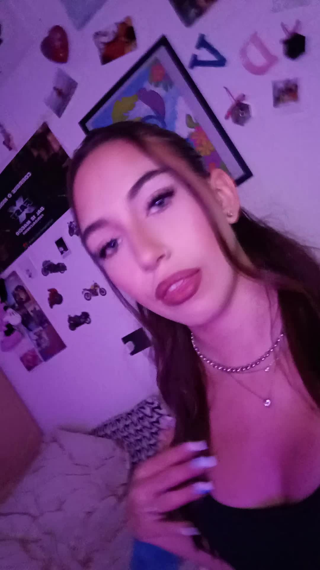 @👸🏻