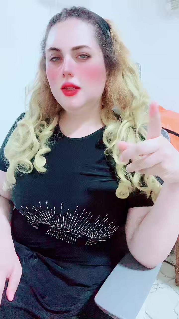 @Mollyالرايقه قلب الكيكه 🧿🧿