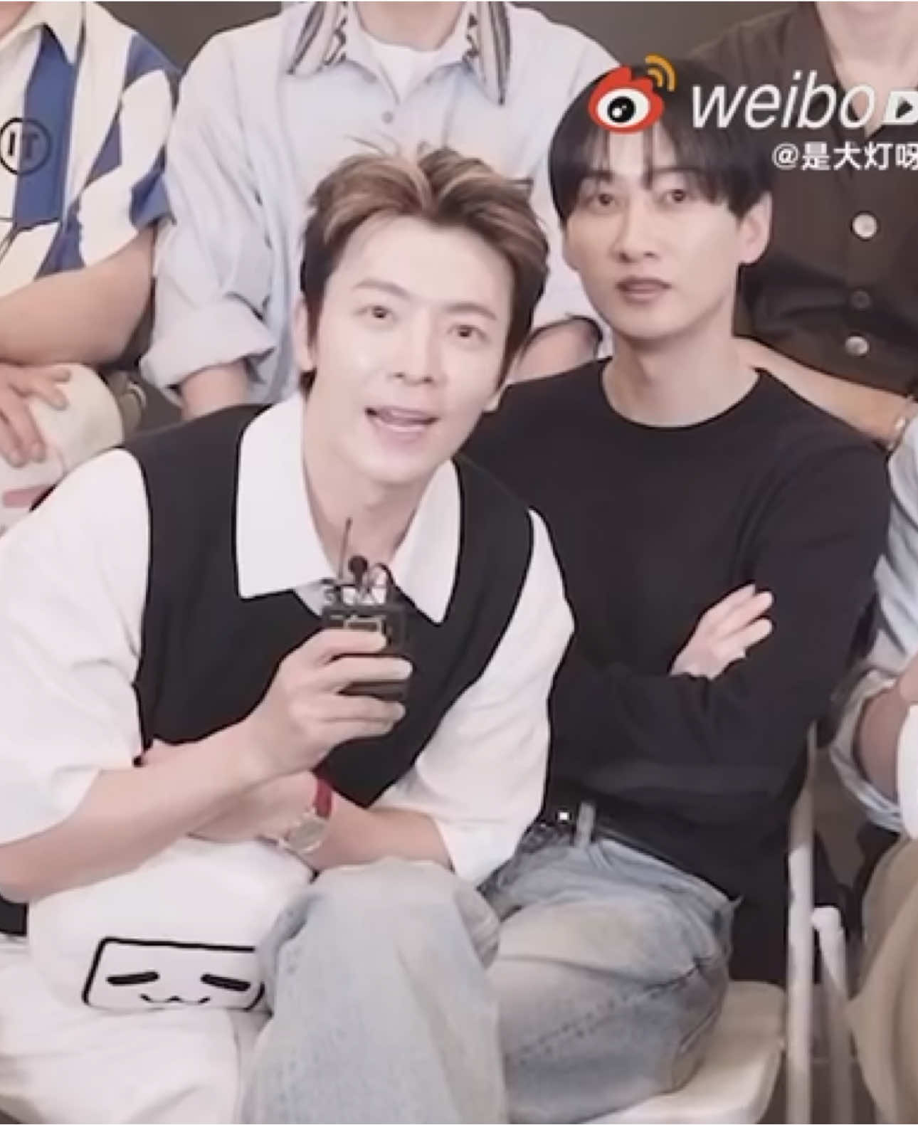 @Shut up Donghae’s alive out