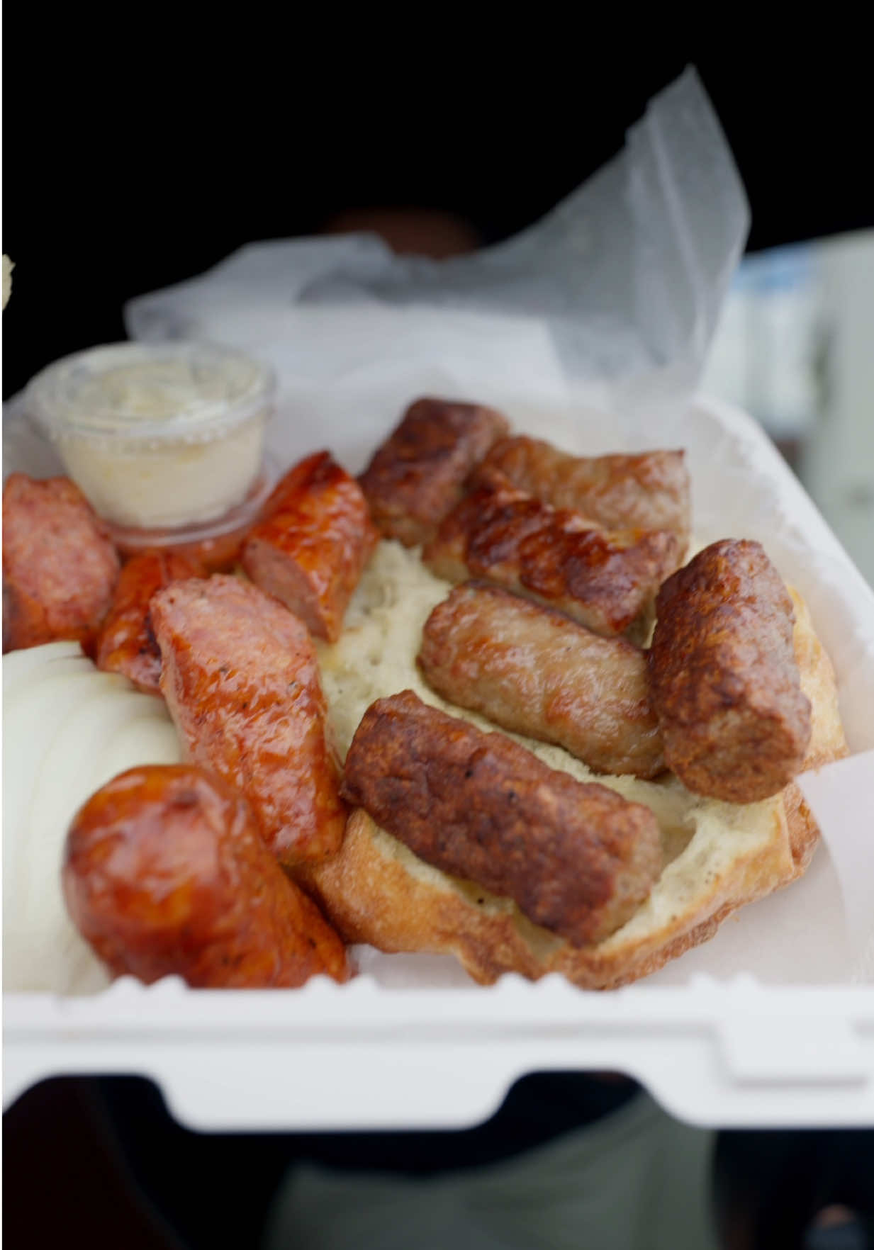@TastesofNiagara