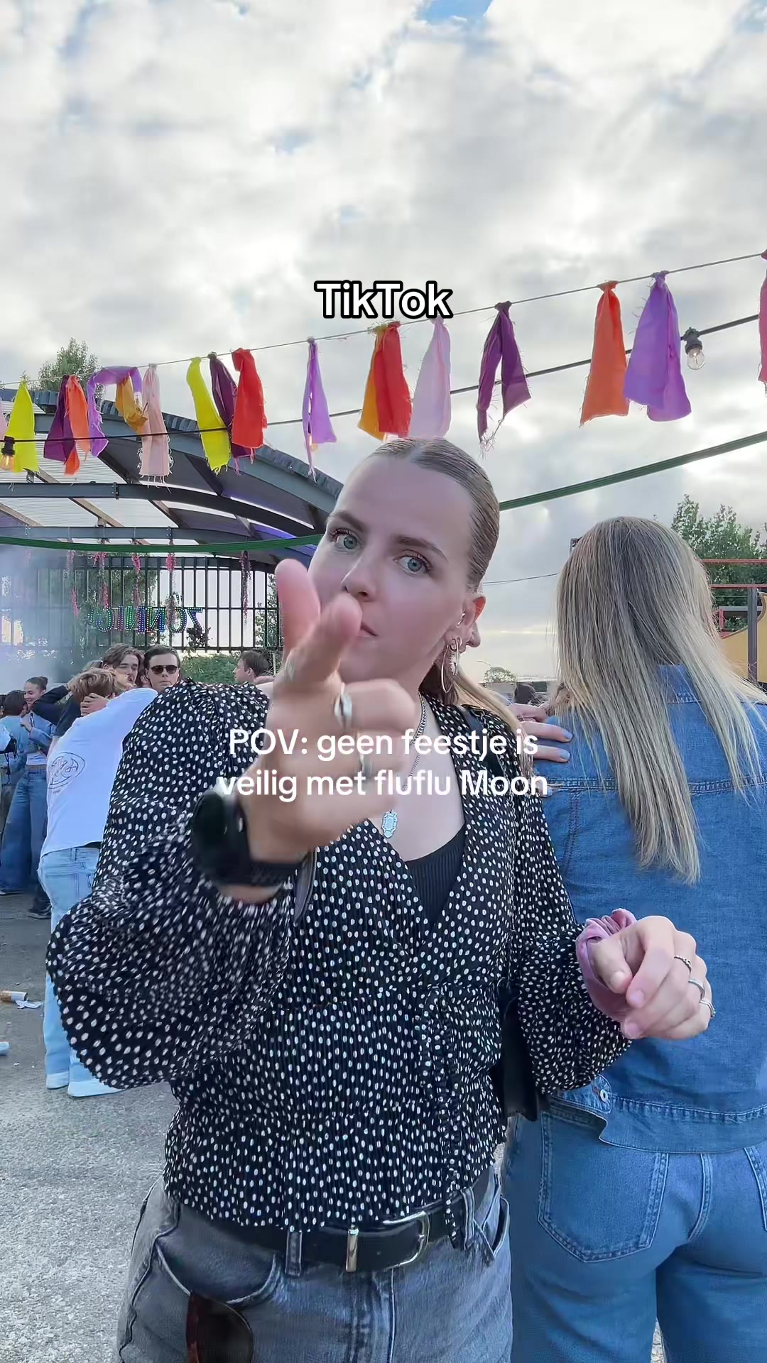 @Moon 🤍