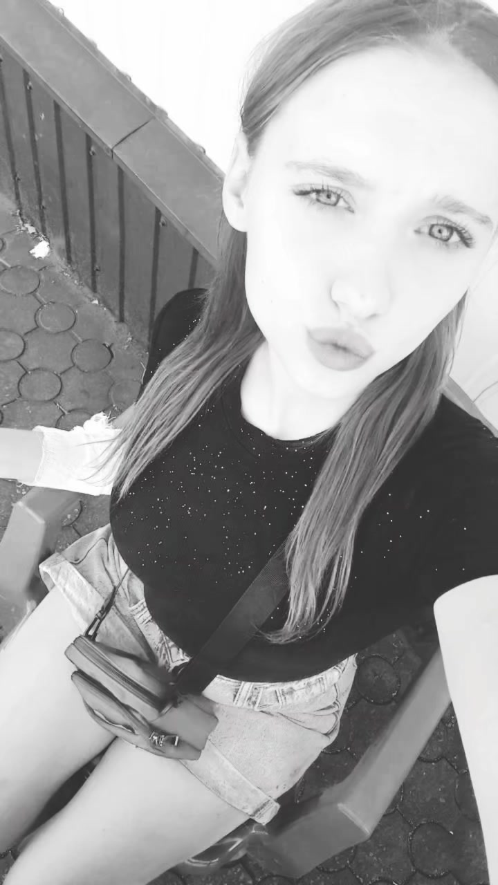 @Надійка🌸