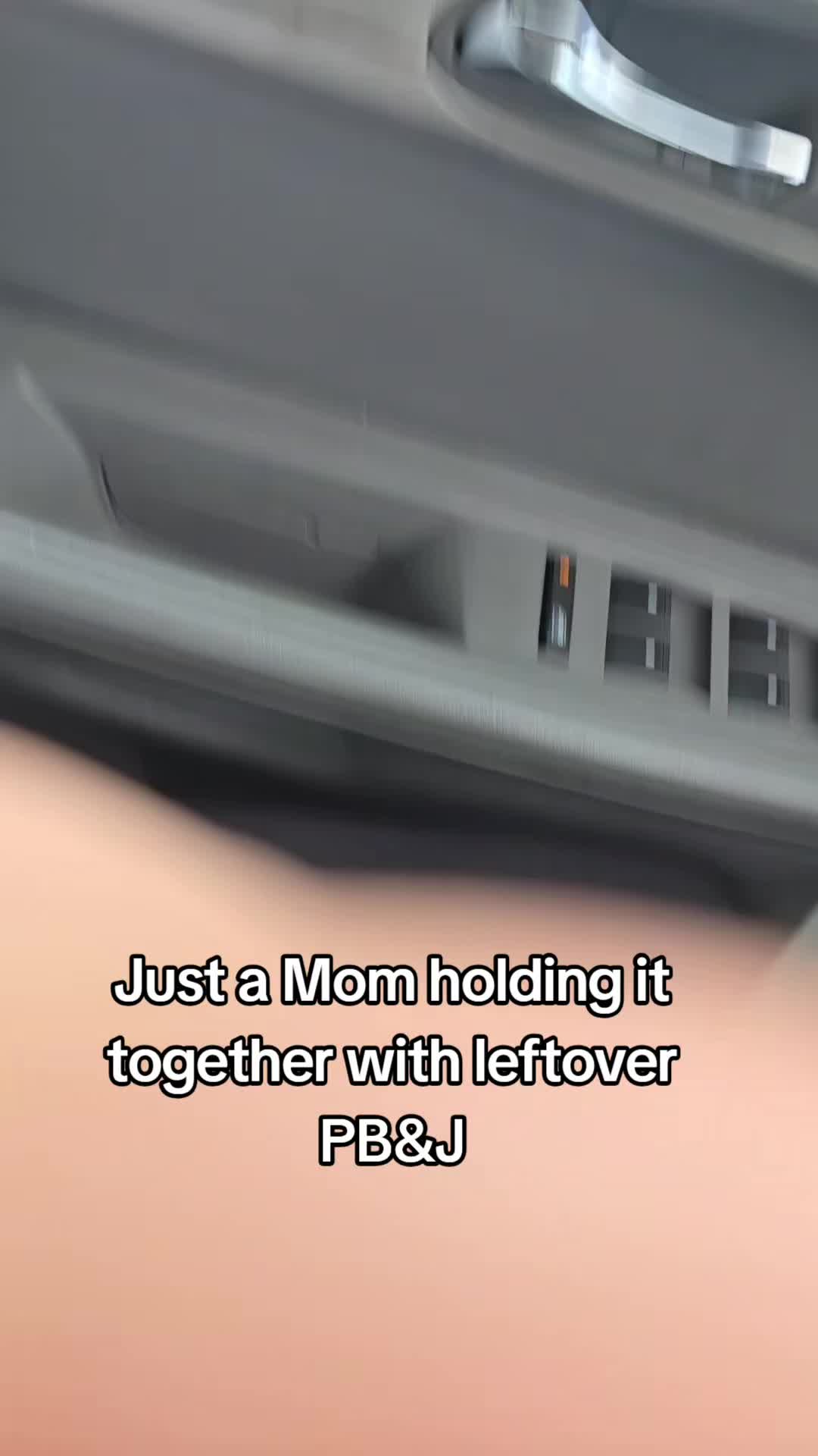 @TheMomstigator