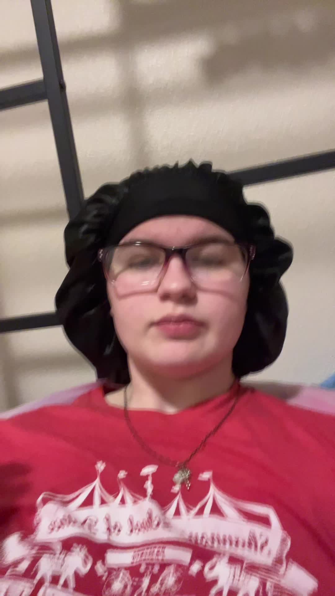 @️