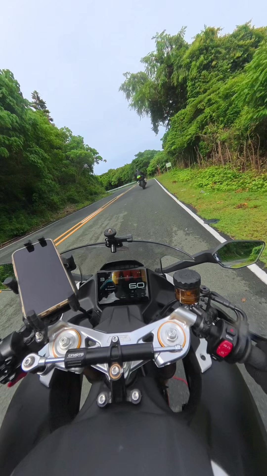 @MOTO Vincent