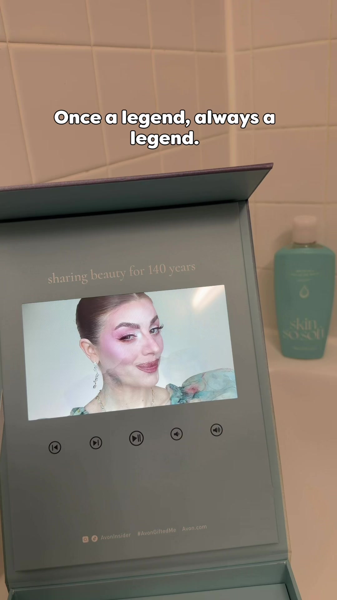 @Linda Montavon | Beauty 50+