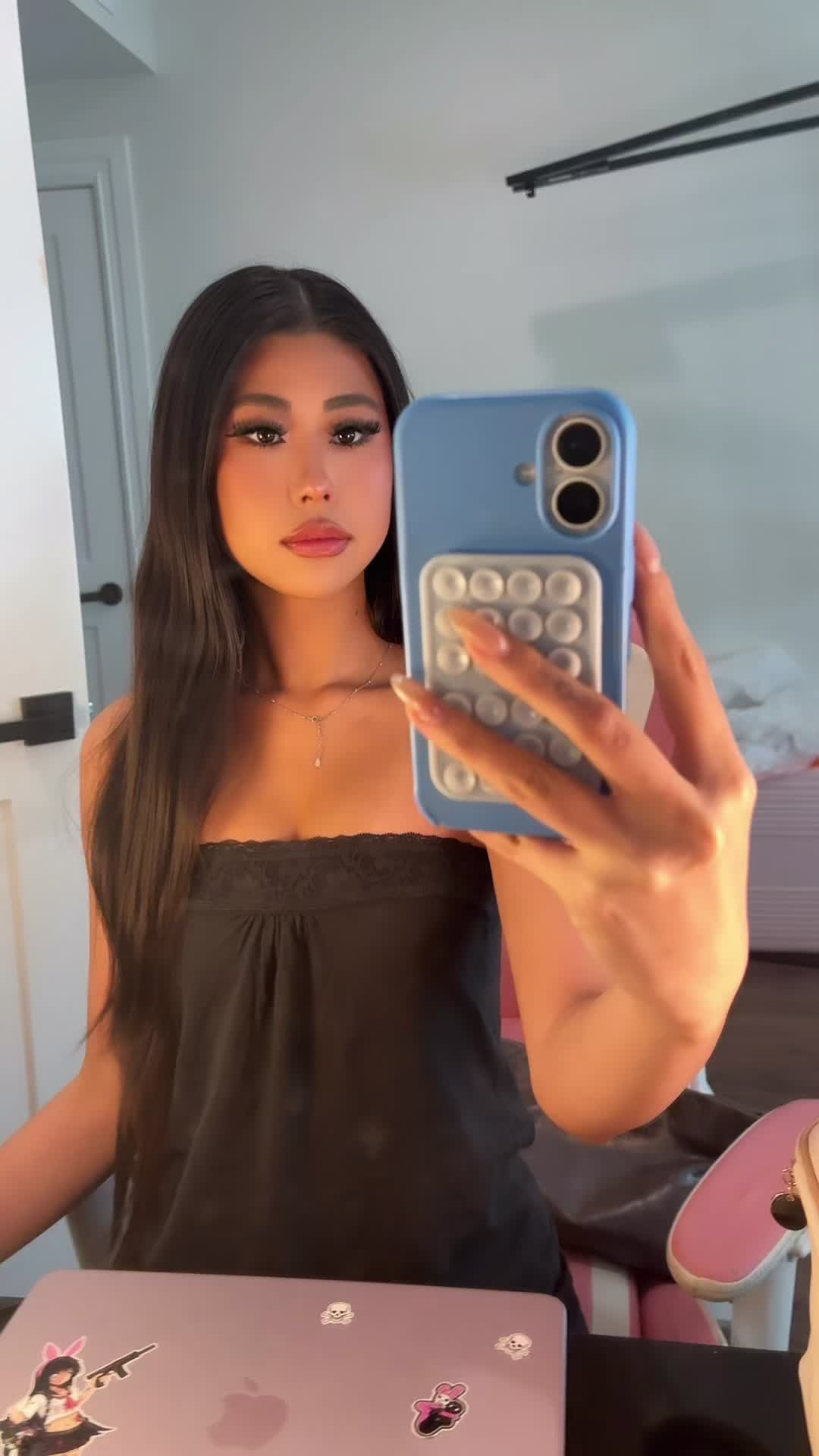 @alicia