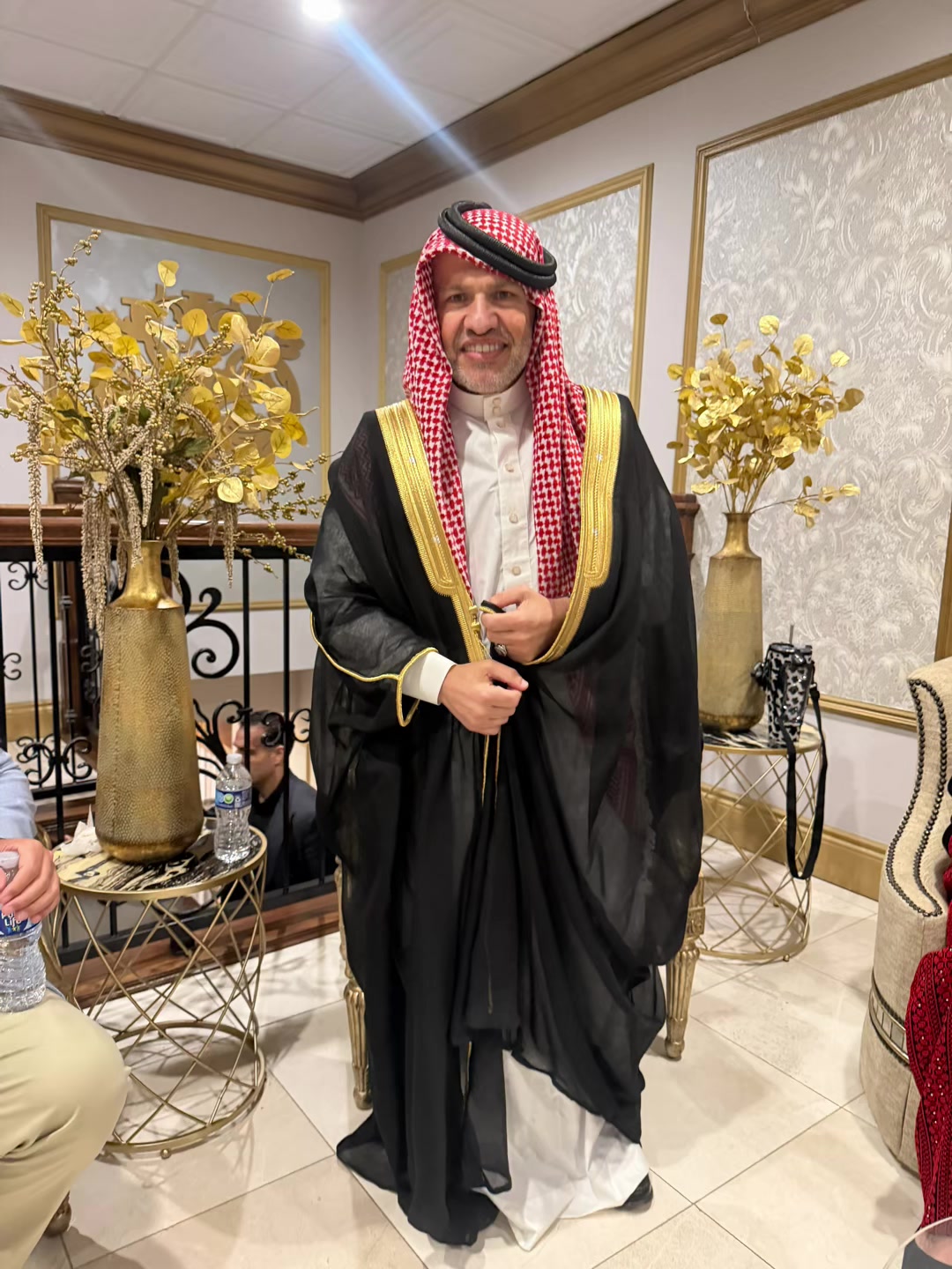 @safeer_elmansaf اياد وشمعه