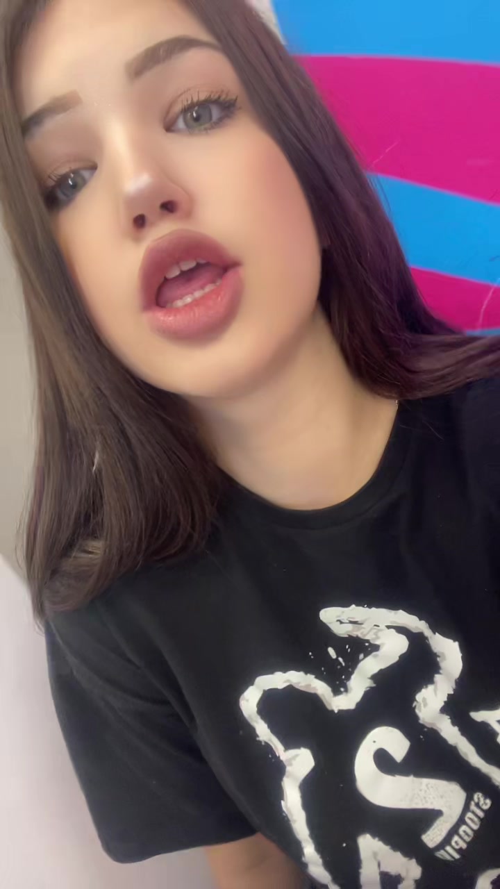 @🍷