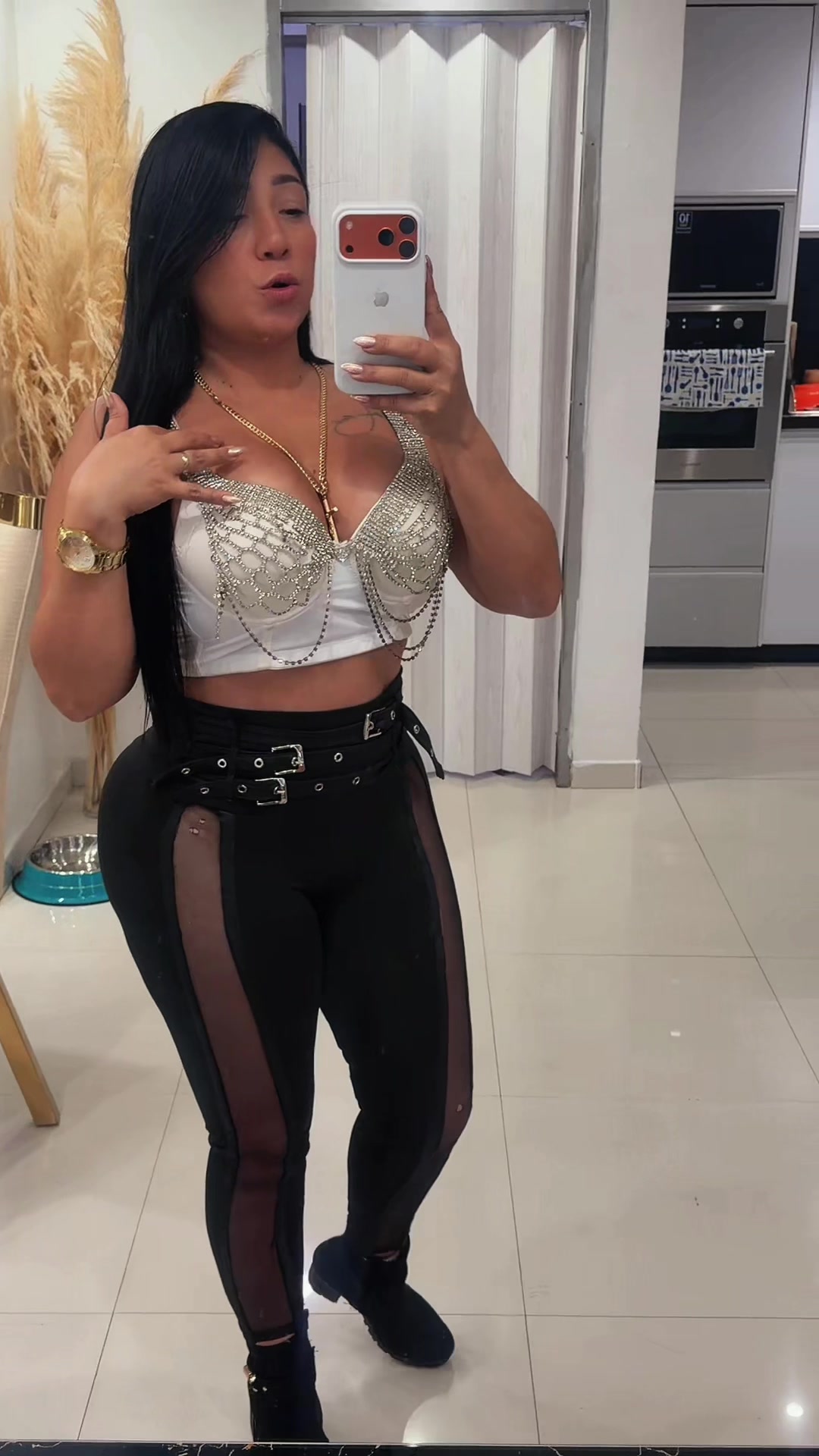 @𝐏𝐚𝐭𝐫𝐨𝐧𝐚𝐎𝐟𝐢𝐜𝐢𝐚𝐥