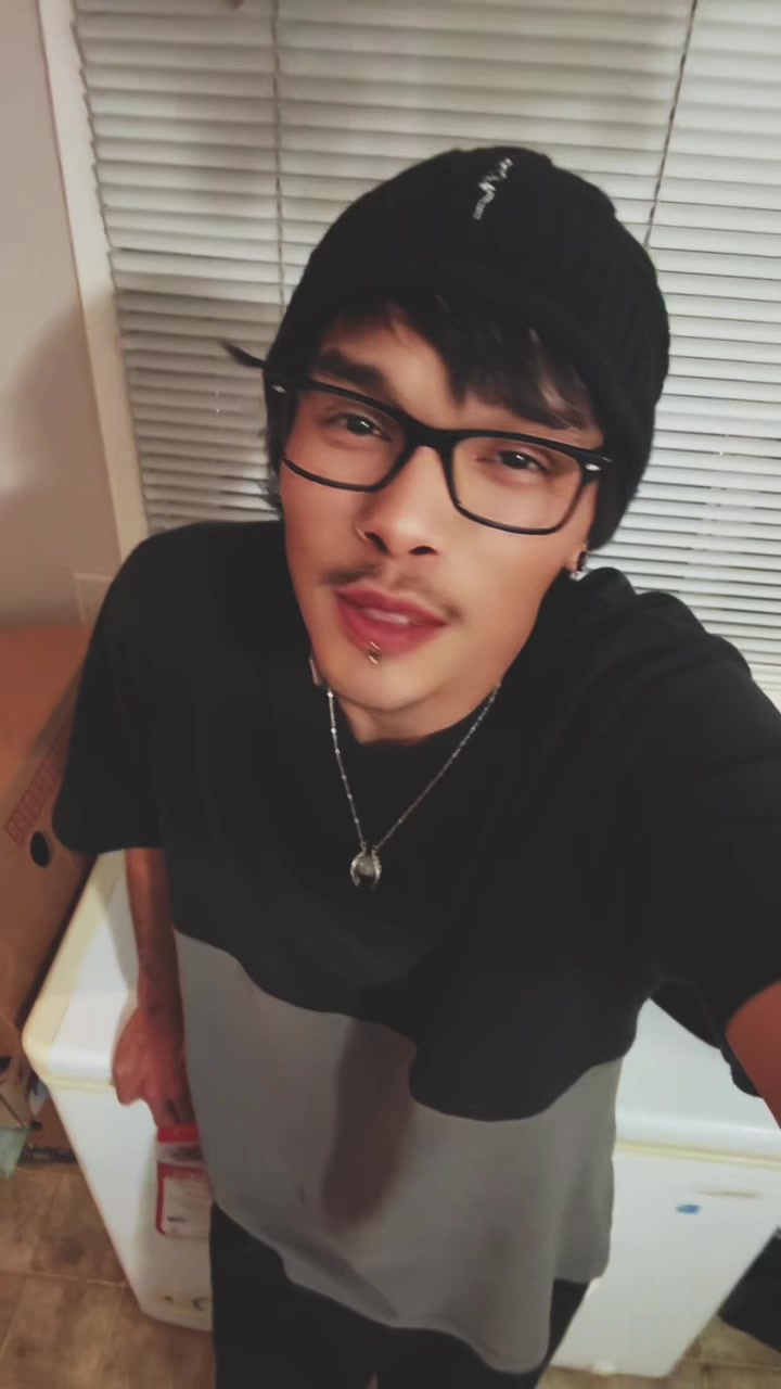 @AyeAyeRon