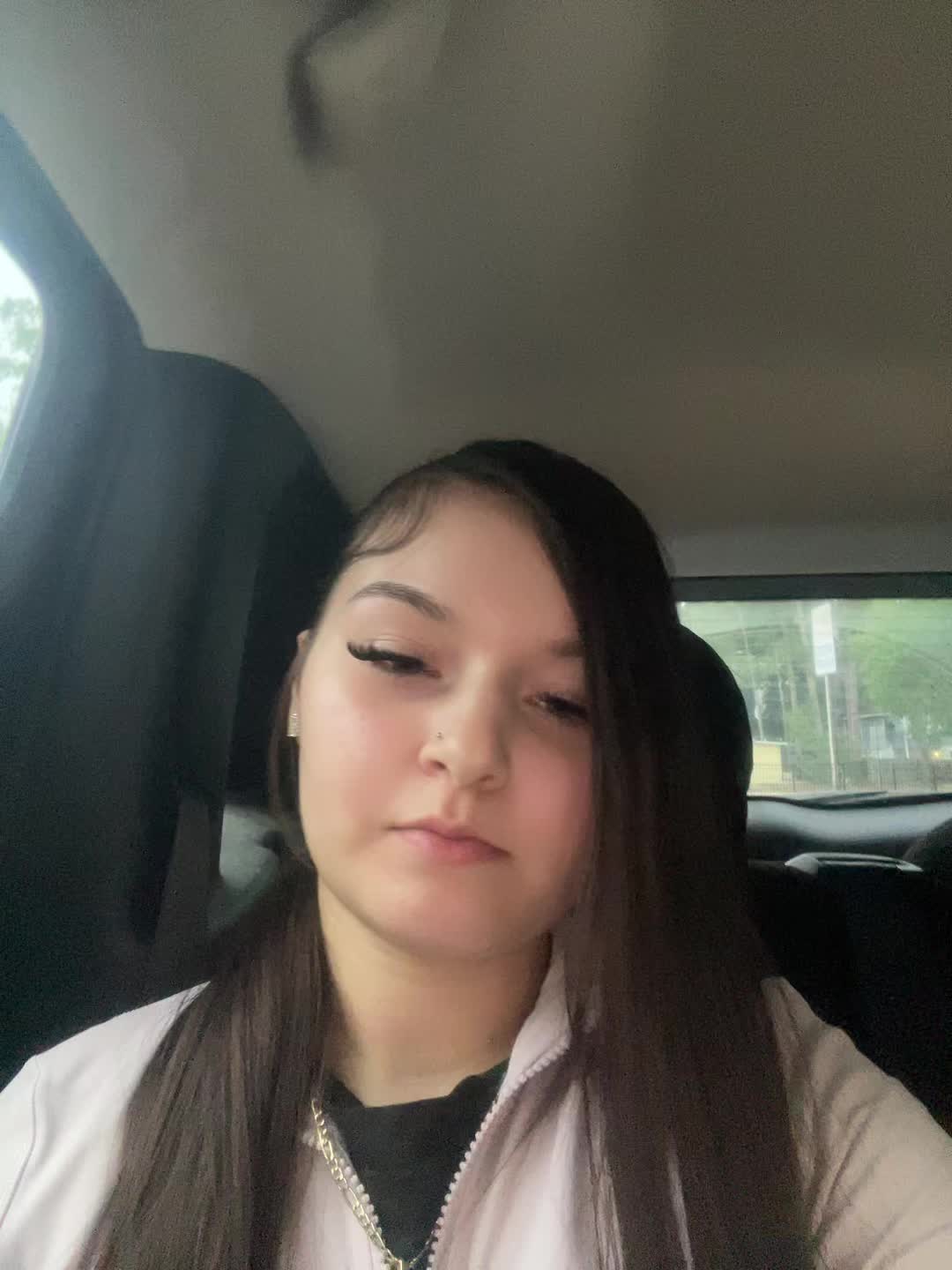 @Mia .🦋