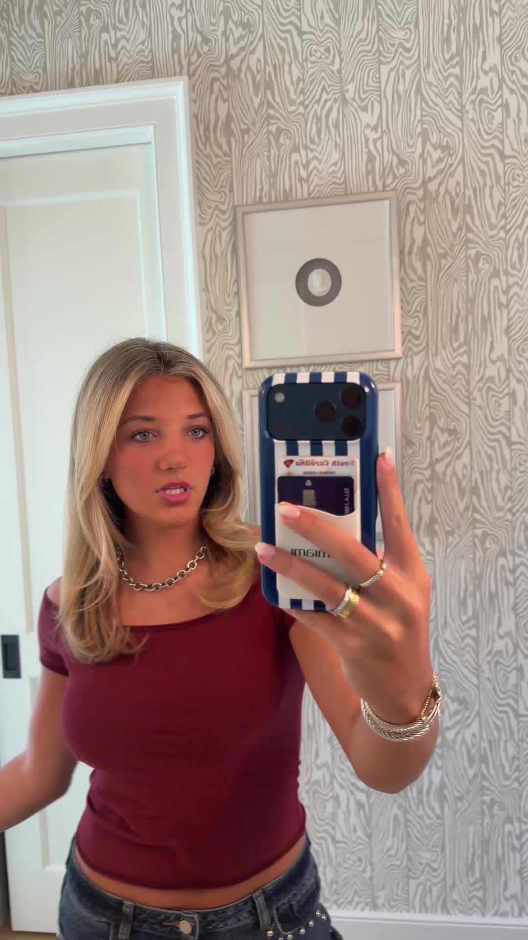 @ellaaa