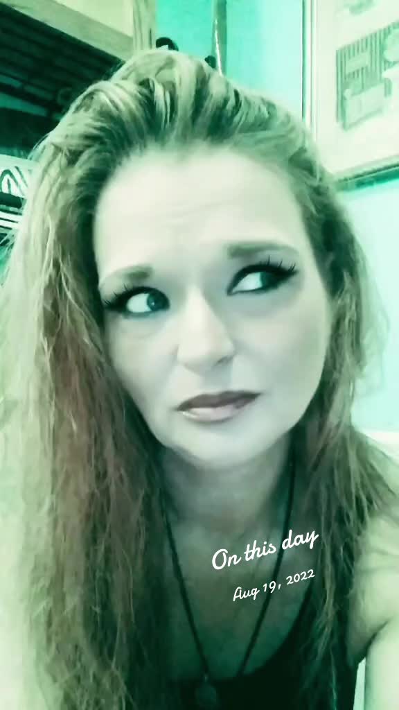 @Renee❌️💯🌈🌜💫☄️